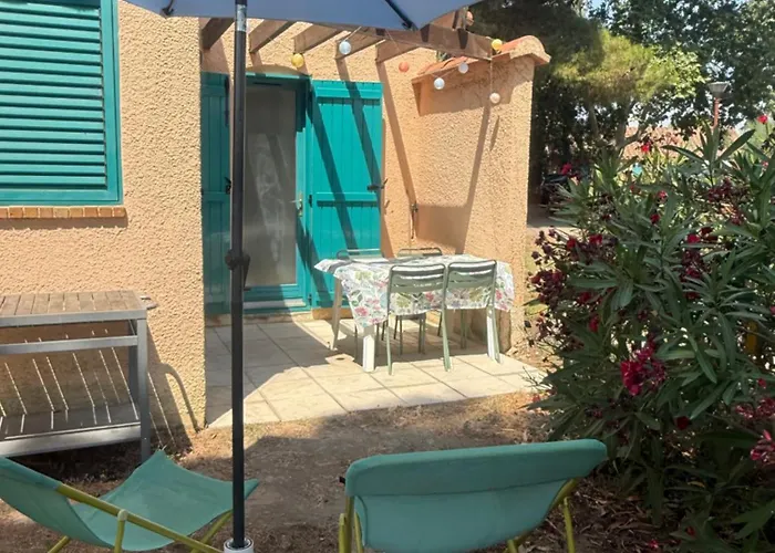 Vacargeles Casa Les Muriers Et Les Chenes Verts Calme Clim Wifi Animations Piscine Mini Golf Semesteranläggning (resort) *